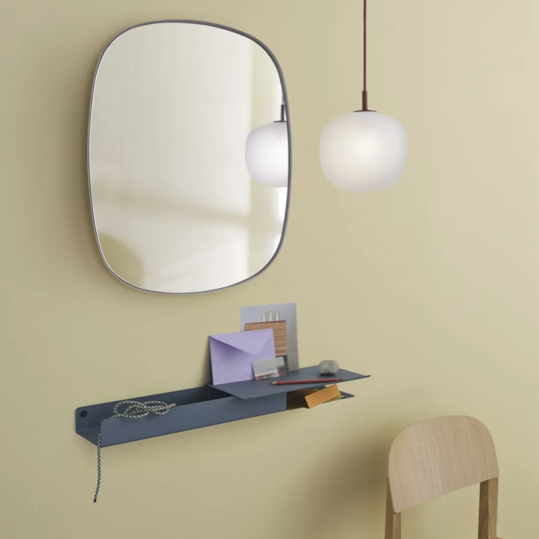 Folded Shelves - Platform