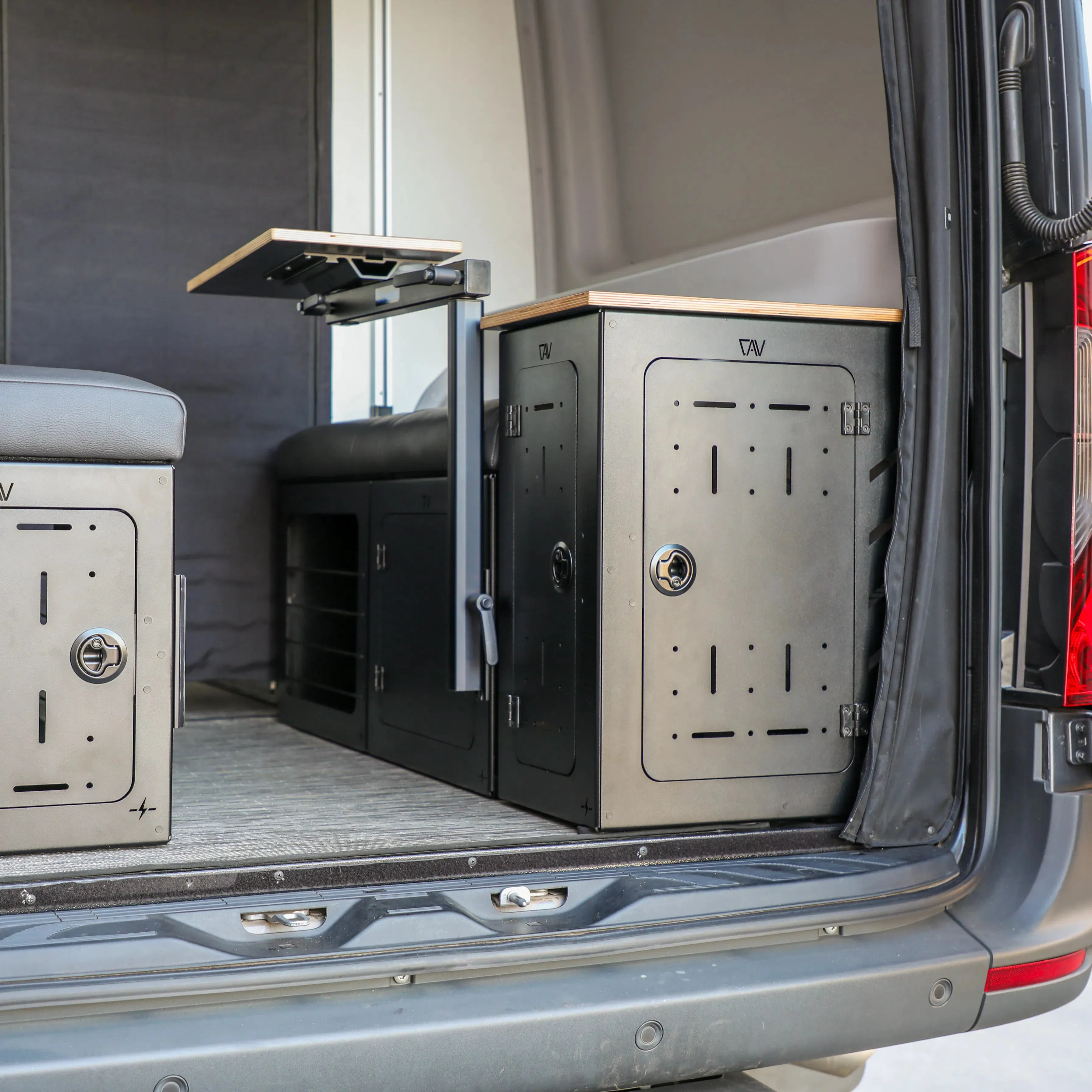 GLSS™ Passenger PRO - Seat with H2O Box